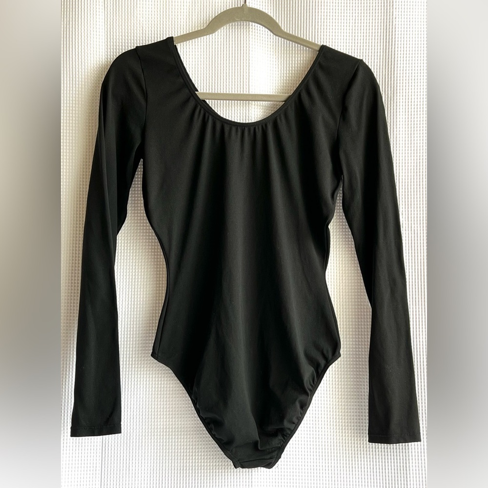 Danskin / Long Sleeve Scoopneck Leotard / Adult Large
